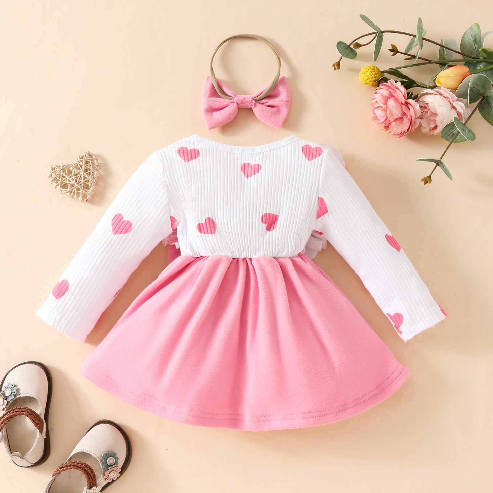 2PCS Baby Girl Love Pattern Dress & Bow Set